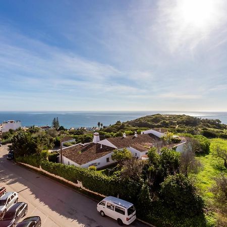 Lovely 2 Bedroom Apartment Including Pool, Stunning Ocean Views & Beach Closeby Luz Eksteriør bilde